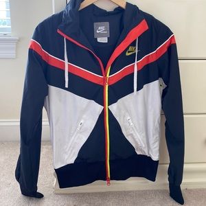 Women’s Nike Windbreaker